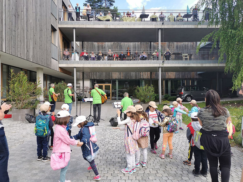 Frühschoppen mit Sappralott im Antoniushaus der Kreuzschwestern in Feldkirch