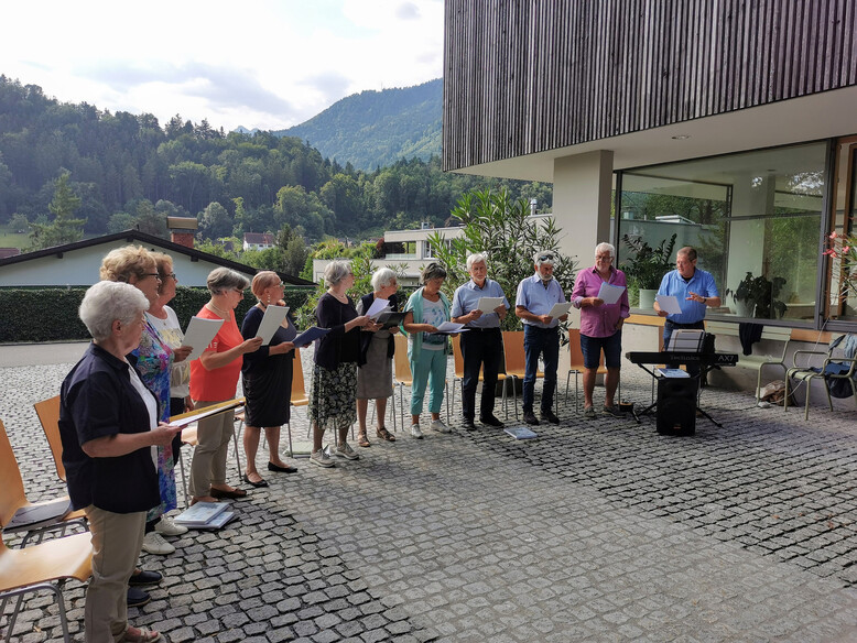 Antoniushaus der Kreuzschwestern in Feldkirch, Vorarlberg, Singgemeinschaft "Gemsichter Satz"