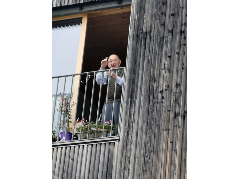 Ein Gruß dem hohen Besuch! Antoniushaus der Kreuzschwestern in Feldkirch, Vorarlberg, Nikolausfeier