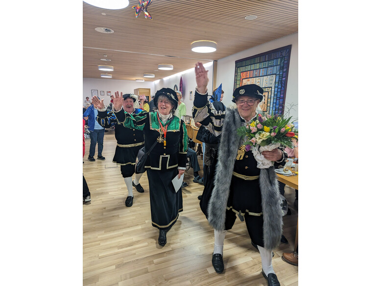 Immer wieder eine Freude: der Besuch der Spältabürger Fasching im Antoniushaus der Kreuzschwestern in Feldkirch